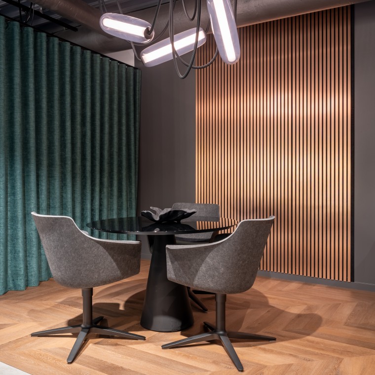 Projekti - vinils chevronā