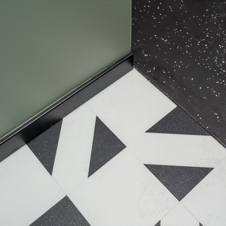 Projekti - melnbaltā grafika